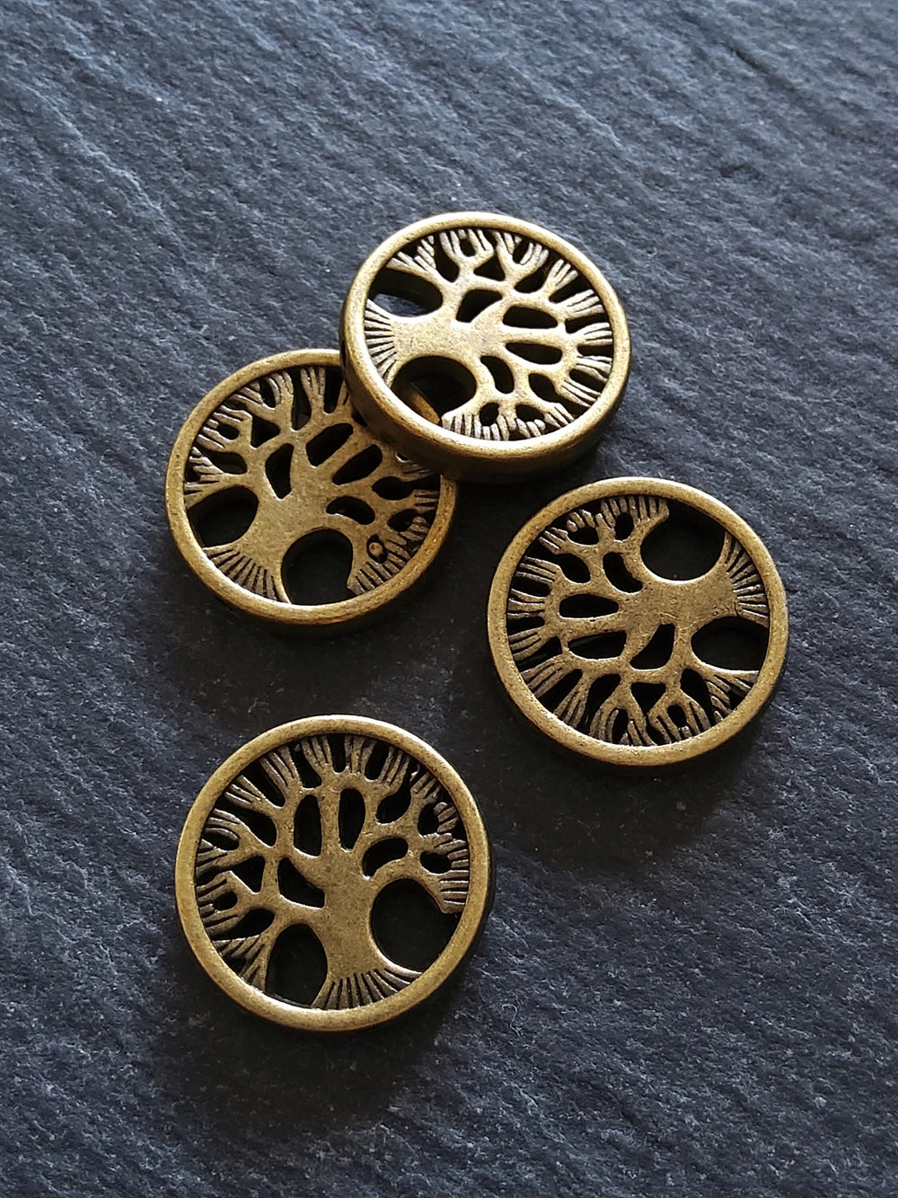 4 or 20 Tree Beads Antique Bronze Tone Flat Round Coin Shaped 18x4mm Hole: 1.5mm NICKEL FREE