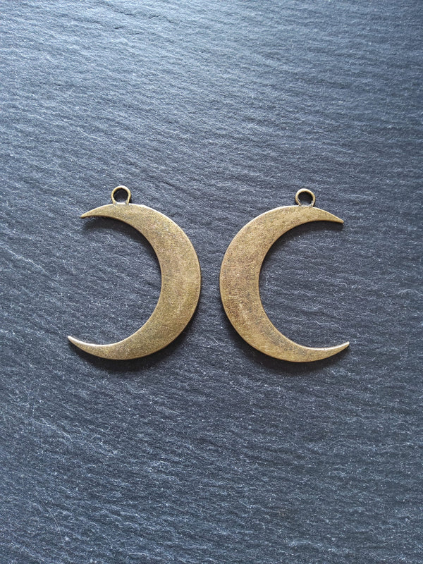 2 or 10 Antique Bronze Tone Crescent Moon Pendants 43x32x2mm - ContentedCatz