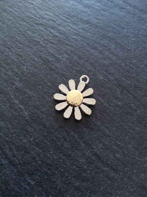 2 or 10 Daisy Flower Charms Silver & Gold 18x15mm