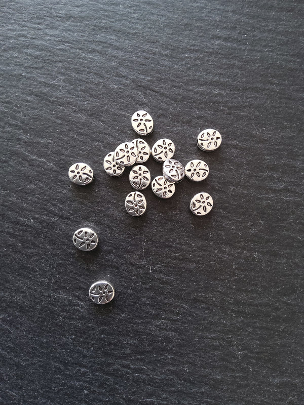 20 or 100 Antique Silver Tone Flattened 7mm Oval Shaped Flower Patterned Beads 7x7x3mm