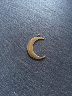 2 or 10 Antique Bronze Tone Crescent Moon Pendants 43x32x2mm - ContentedCatz