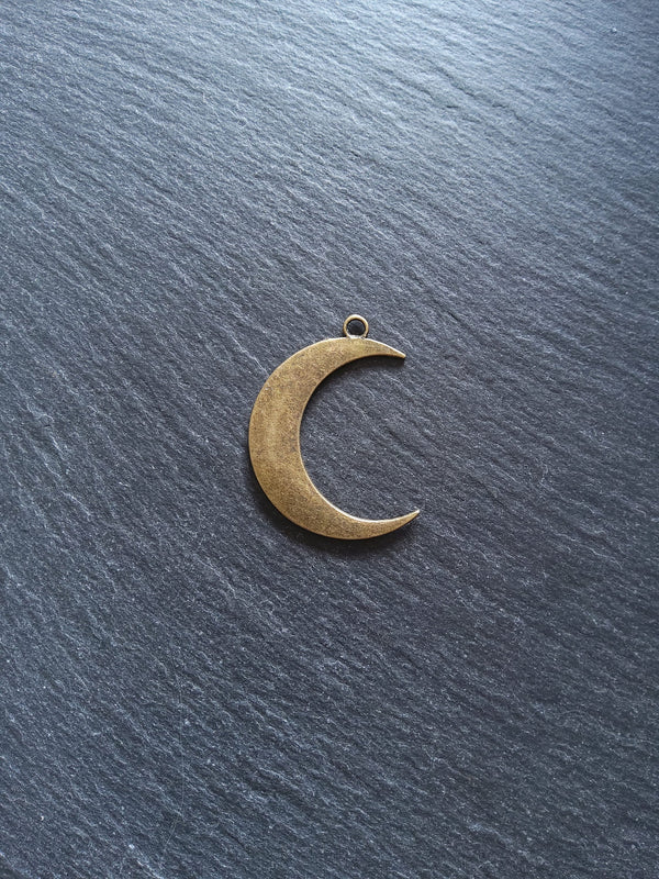 2 or 10 Antique Bronze Tone Crescent Moon Pendants 43x32x2mm - ContentedCatz
