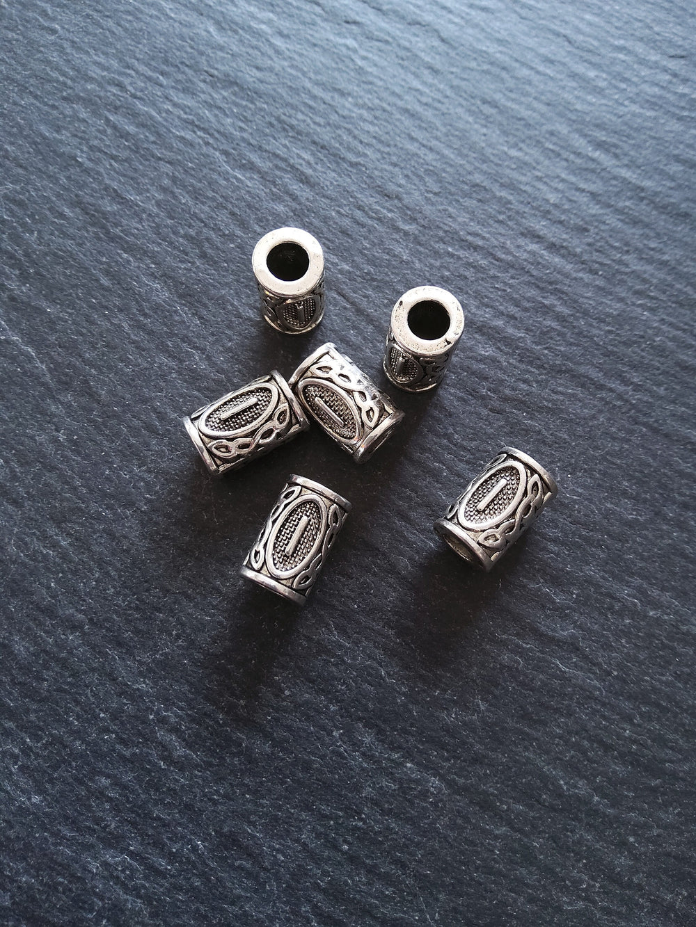 6 or 30 Raidho ᚱ Rune Beads Elder Futhark Antique Silver Tone 13x8mm. Large 4.7mm Hole