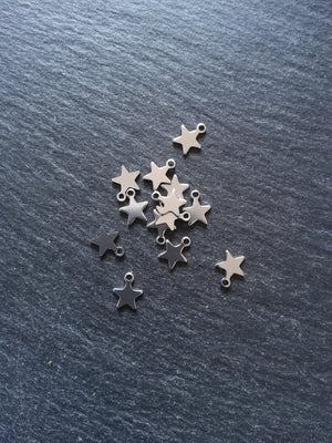 20 or 100 Stainless Steel Star Charms 10x8x0.8mm Hole: 1.4mm