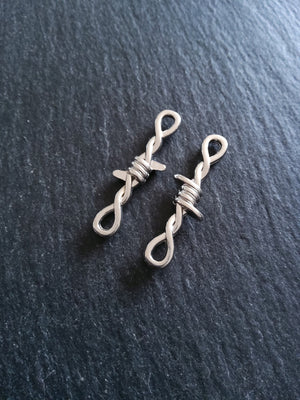 8 or 40 Long Barbed Wire Connector Charms Antique Silver Tone Alloy 34x10mm