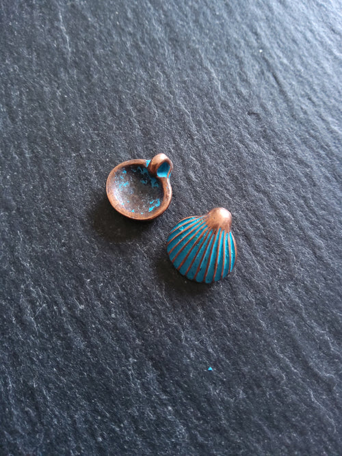 8 or 40 Antique Copper Alloy Scallop Shell Charms with Blue Patina 21x11x5mm