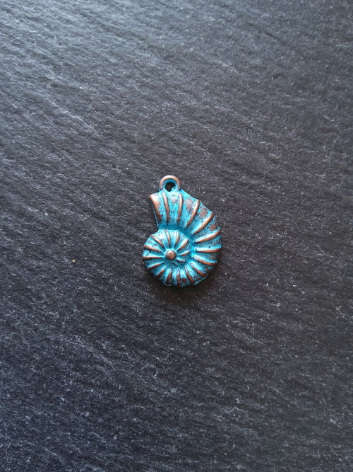 8 or 40 Antique Copper Alloy Ammonite Shell Charms with Blue Patina 21x15mm