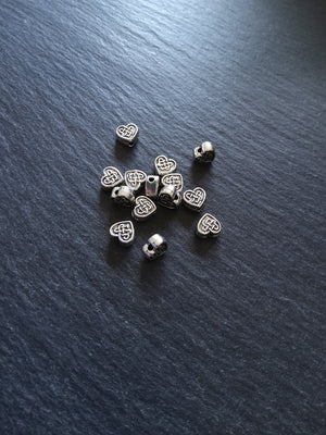 20 or 100 Celtic Knot Heart Beads 7mm Antique Silver Tone 7x7x3.6mm