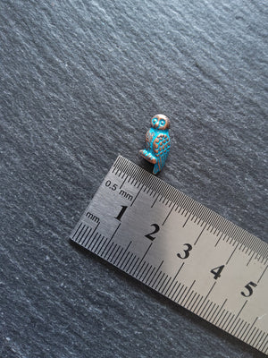 10 or 50 Antique Copper Tone Owl Beads With Blue Patina 8x16x5mm Hole: 1.4mm