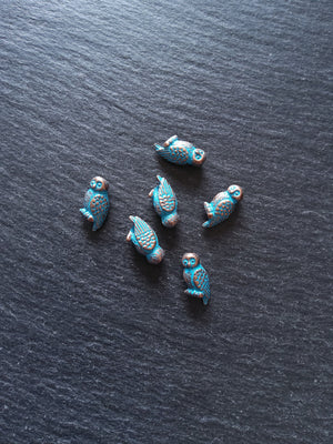 10 or 50 Antique Copper Tone Owl Beads With Blue Patina 8x16x5mm Hole: 1.4mm