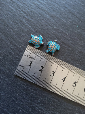 10 or 50 Little Turtle Beads Antique Copper with Blue Patina 13x12mm Hole: 1.3mm
