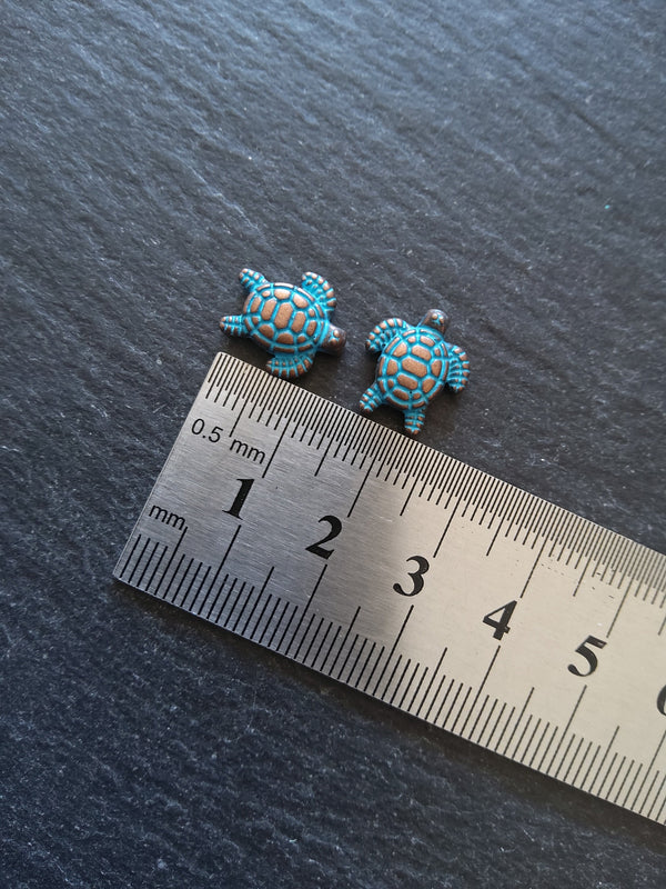 10 or 50 Little Turtle Beads Antique Copper with Blue Patina 13x12mm Hole: 1.3mm
