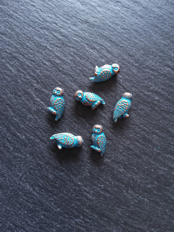 10 or 50 Antique Copper Tone Owl Beads With Blue Patina 8x16x5mm Hole: 1.4mm