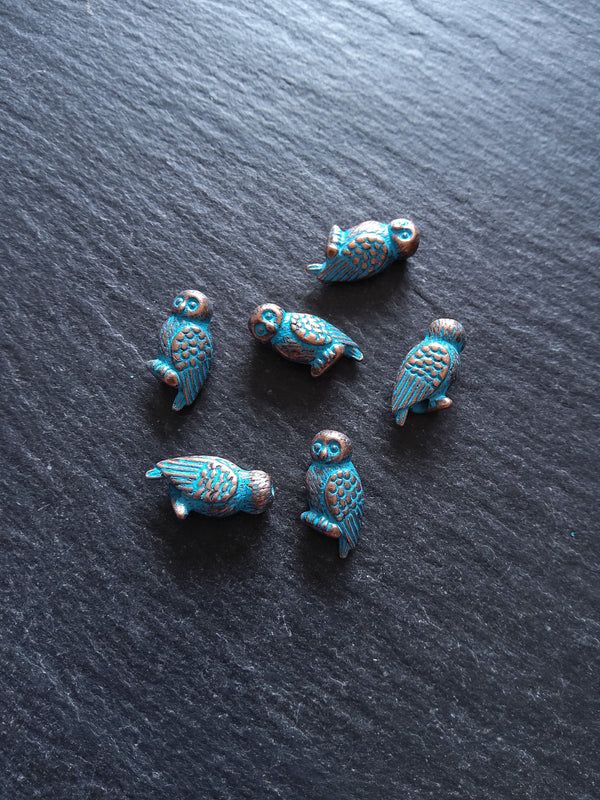 10 or 50 Antique Copper Tone Owl Beads With Blue Patina 8x16x5mm Hole: 1.4mm