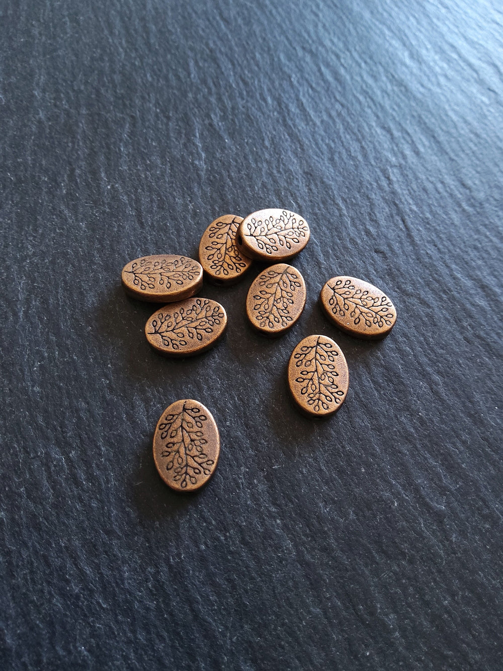 8 or 40 Antique Copper Tone Flattened Oval Shaped Tree Beads 14x10x3mm
