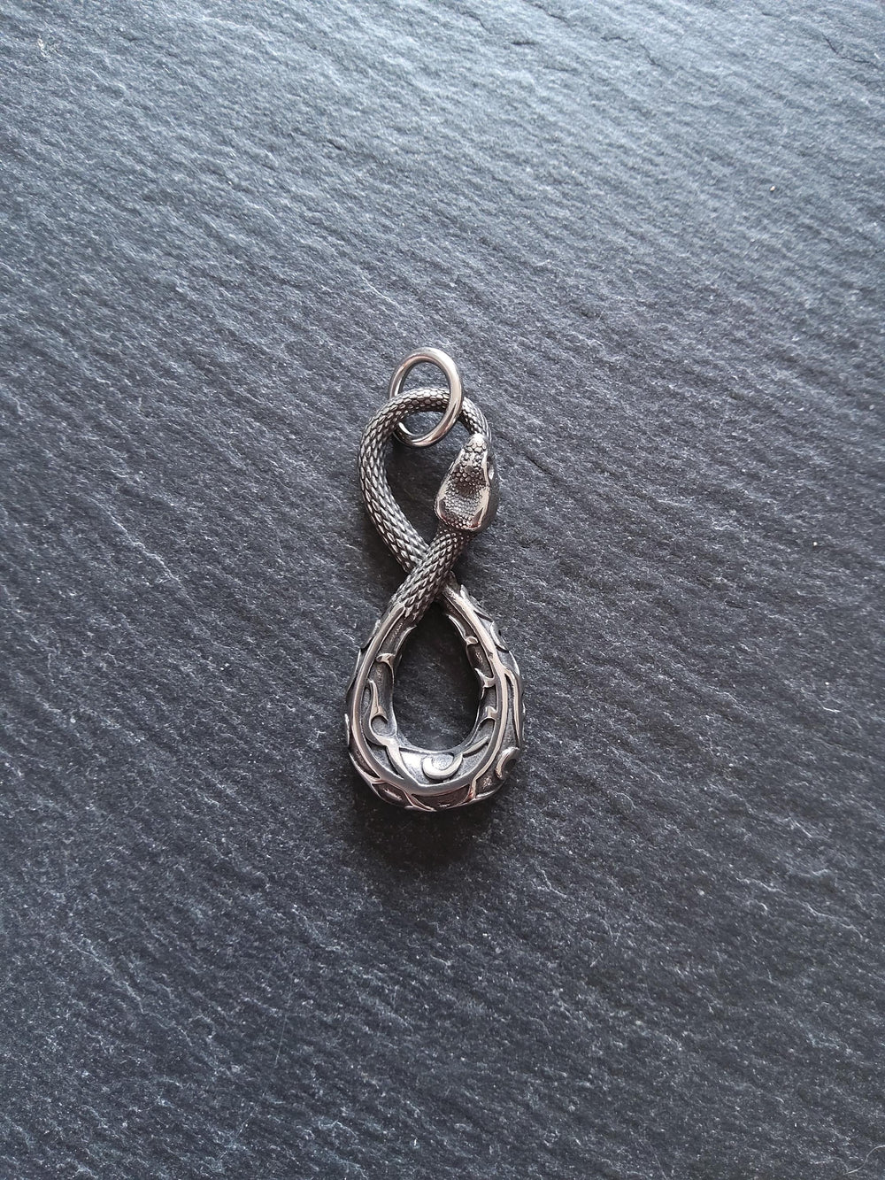 Snake Infinity Pendant Antique Silver Surgical Steel 42.5x18x4.5mm