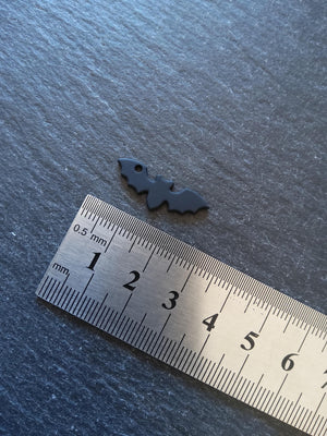 4 or 20 Cute Little Flying Bat Charms Matt Black Alloy 25x9mm