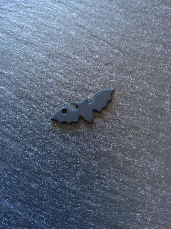 4 or 20 Cute Little Flying Bat Charms Matt Black Alloy 25x9mm