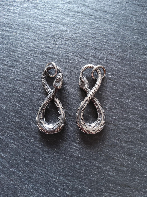 Snake Infinity Pendant Antique Silver Surgical Steel 42.5x18x4.5mm