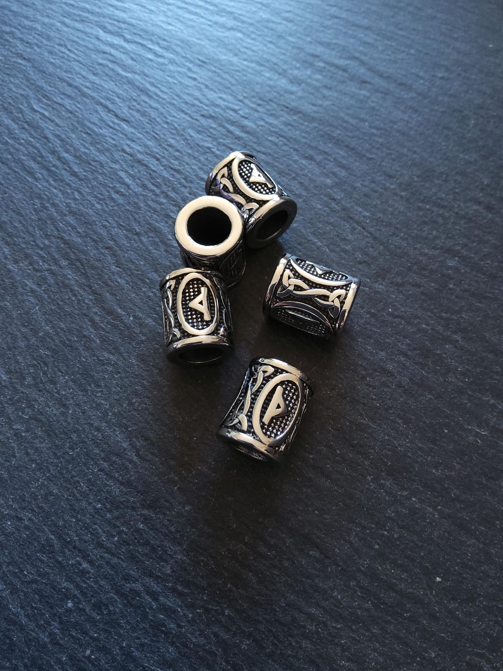 1 or 5 Thurisaz ᚦ Rune Beads Stainless Steel Elder Futhark 16x13mm Hole: 8mm - ContentedCatz