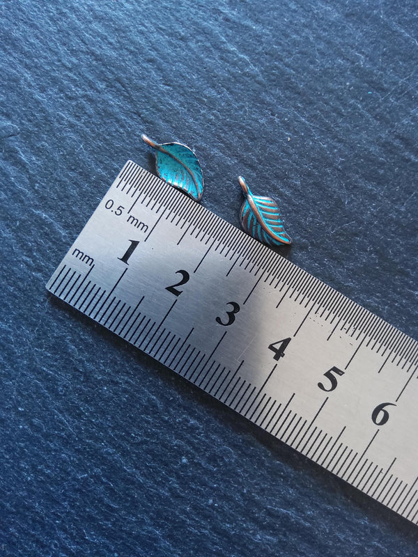 20 or 100 Antique Copper Leaf Charms with Blue Patina 15x7x3.5mm
