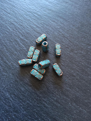 10 or 50 Antique Copper Tone 5x10.5mm Long Square Beads With Blue Patina Hole: 2.4mm