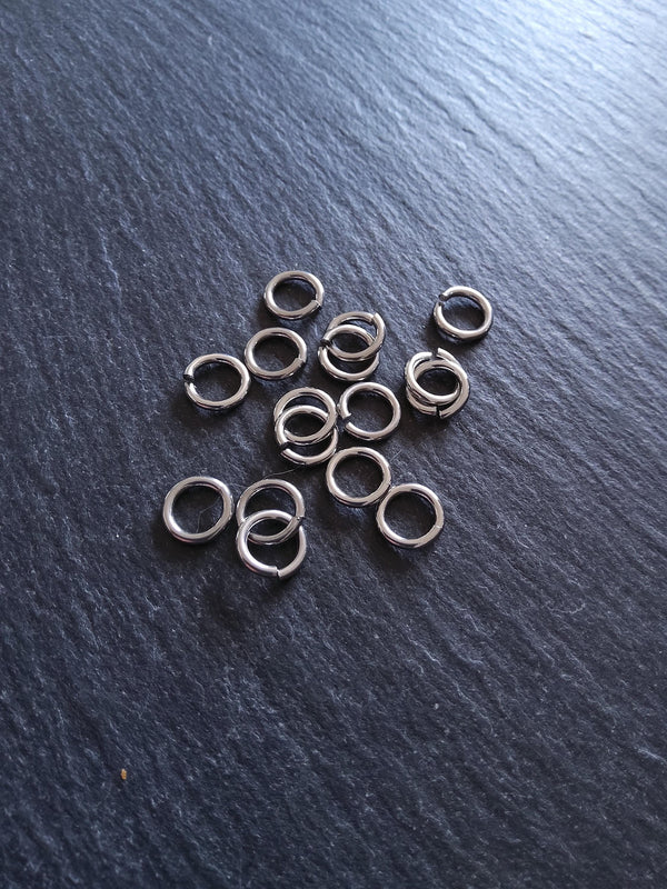 40 or 200 Stainless Steel 9mm Jump Rings Opened Strong 1.5mm (15 gauge)