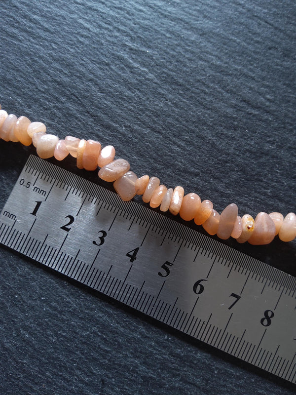 Natural Peach Moonstone Rounded Chip Beads 5mm to 8mm. Full 31 inch Strand. Hole: 1mm - ContentedCatz