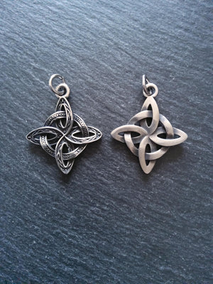 Stainless Steel Witches Knot Pendant 39x33x3mm