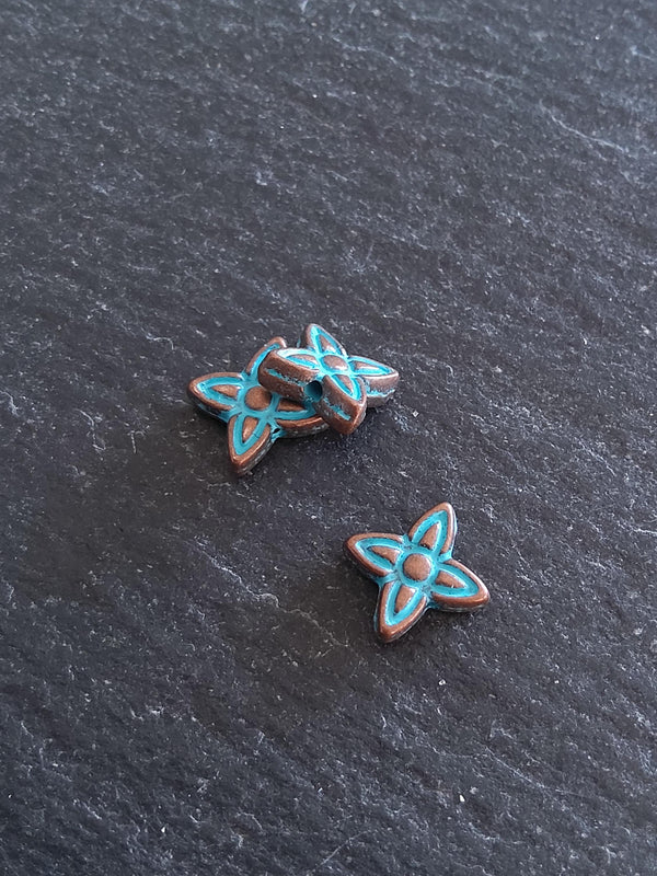 20 or 100 Star Flower Beads Antique Copper with Blue Patina 7x6x2.5mm Hole: 0.8mm