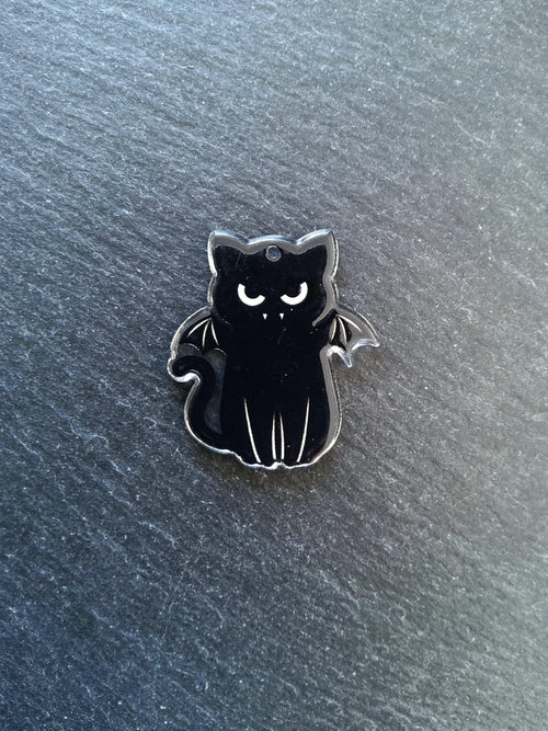 4 or 20 Winged Black Cat Charms White & Black Resin 37x33mm