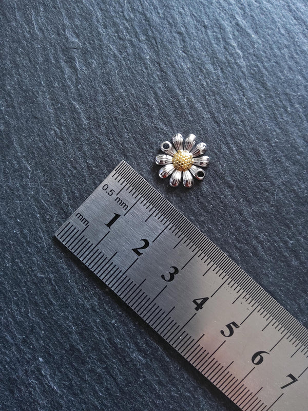 Stainless Steel Daisy Flower Connector Charm Silver & Gold 14.5x14x3mm