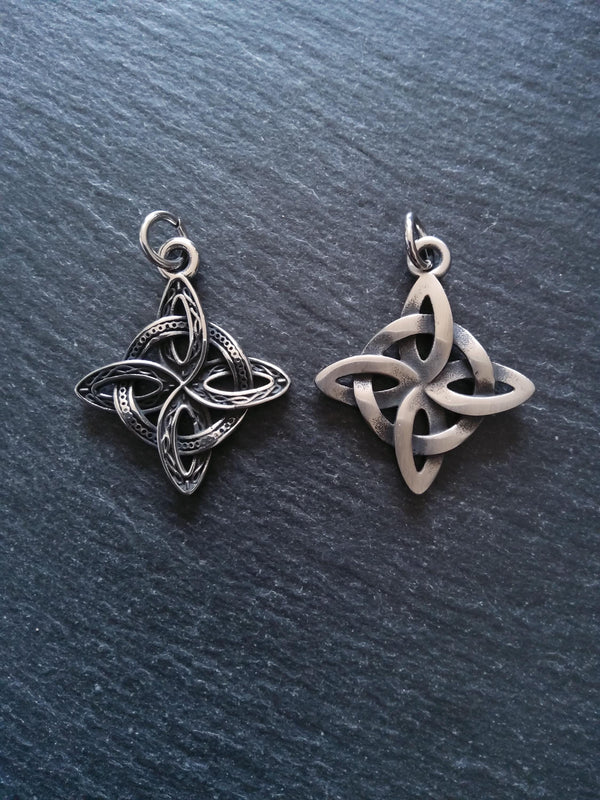 Stainless Steel Witches Knot Pendant 39x33x3mm