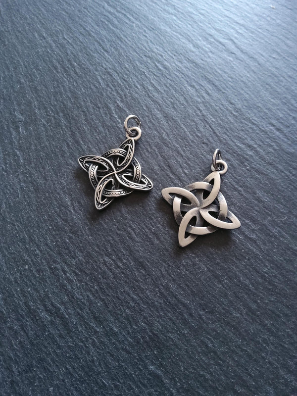 Stainless Steel Witches Knot Pendant 39x33x3mm