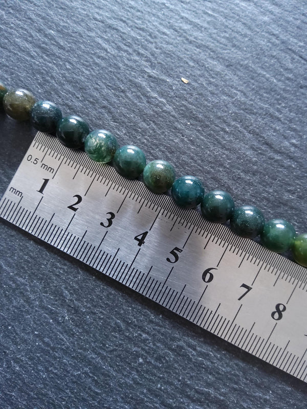 8.5mm Dark Green Moss Agate Natural Undyed Round Gemstone Beads. Full 15.7 inch Strand. Hole: 1mm