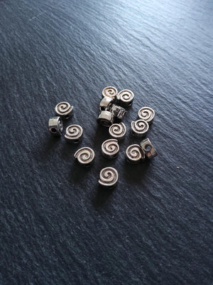 20 or 100 Spiral 8mm Silver Tone Metal Alloy Beads 8.5x8x4mm Hole: 2.3mm