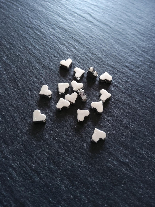 40 or 200 Bright Silver Plated Heart Beads 7x6x2.7mm Hole: 1.4mm