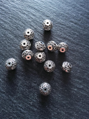 10 or 50 Antique Silver Tone 9mm Flying Saucer Shaped Spacer Beads 9x6.4mm. Hole: 1.2mm - ContentedCatz