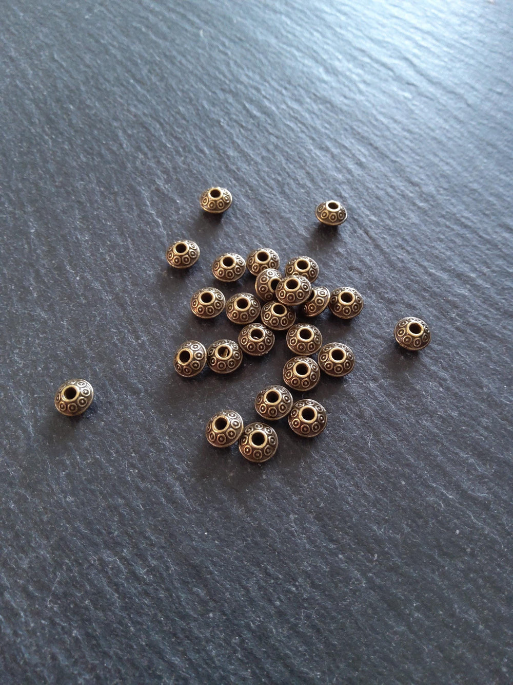 20 or 100 Antique Bronze Tone 6mm Flying Saucer Shaped Bicone Spacer Beads 6x4mm Hole: 1.5mm