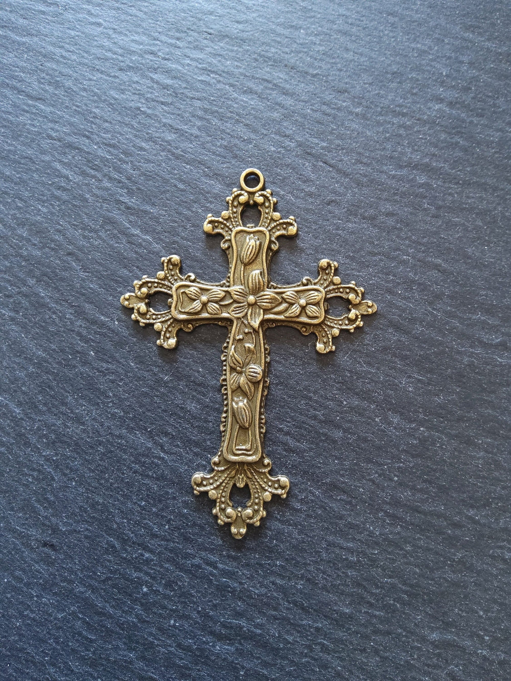 2 or 10 Large Antique Bronze Tone Crucifix Pendants Victorian Flower Pattern 74x53mm Nickel FREE