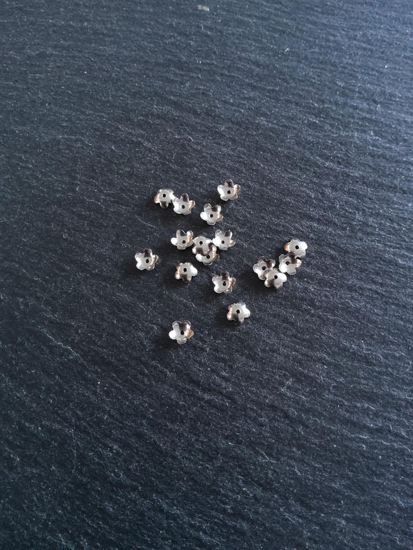 20 or 100 Stainless Steel 6mm Flower Bead Caps 6x1.8mm - ContentedCatz