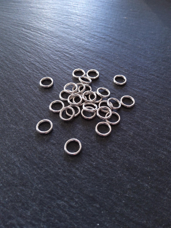 60 or 300 CLOSED 8mm Jump Rings Silver Tone Alloy Strong 8x1.2mm 1.5mm (19 gauge) Wide