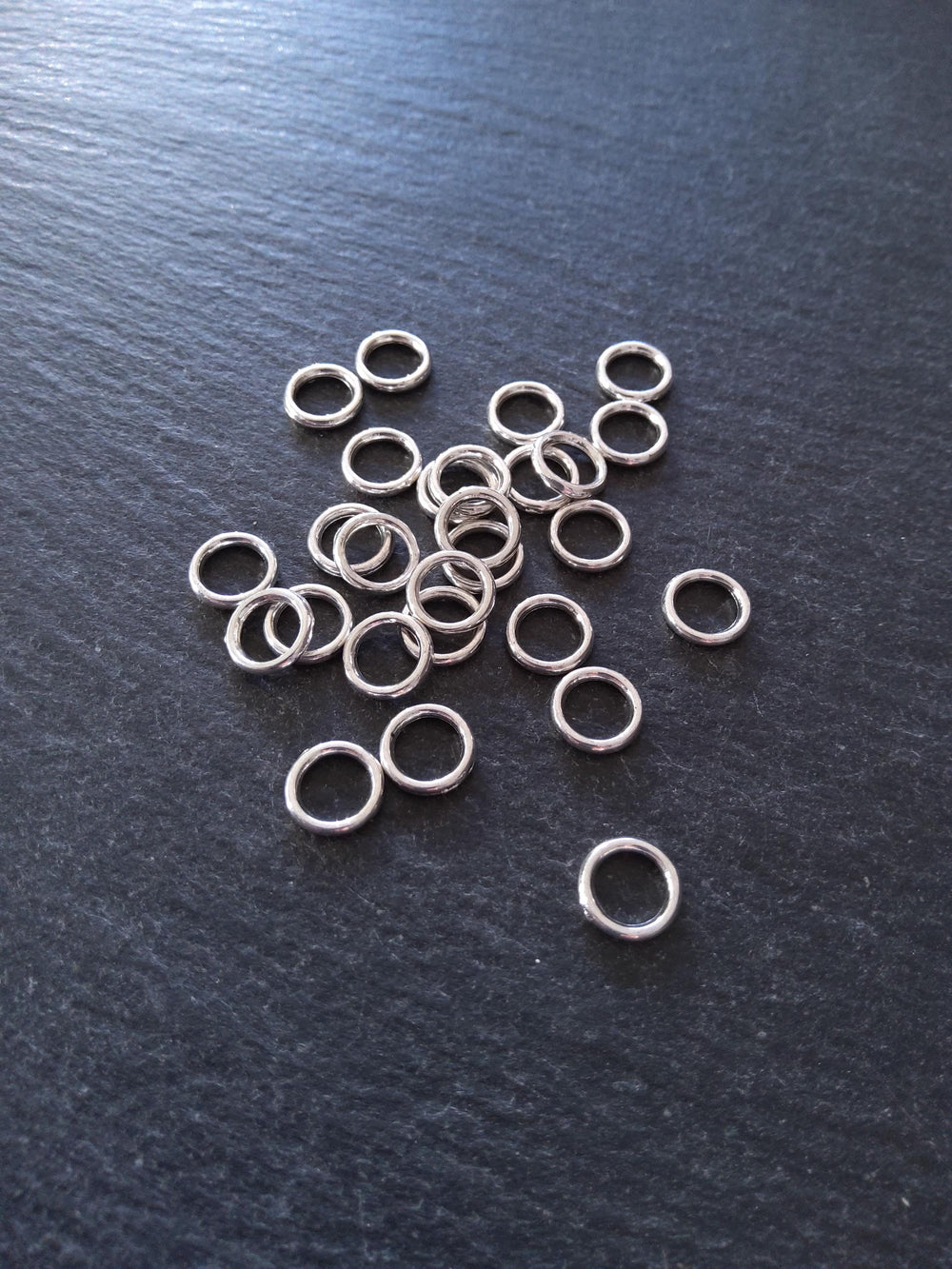 60 or 300 CLOSED 8mm Jump Rings Silver Tone Alloy Strong 8x1.2mm 1.5mm (19 gauge) Wide