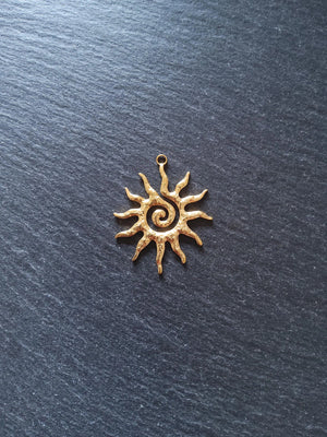 Gold Stainless Steel Swirl Sun Pendant 40x33x2mm Hole: 2.2mm - ContentedCatz