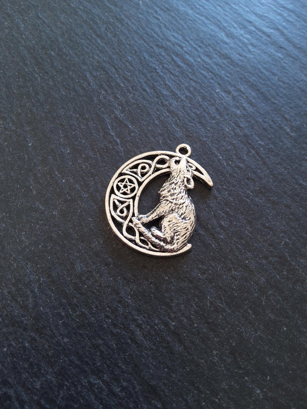 4 or 20 Howling Wolf & Celtic Moon Antique Silver Tone Alloy Charms 34x26mm