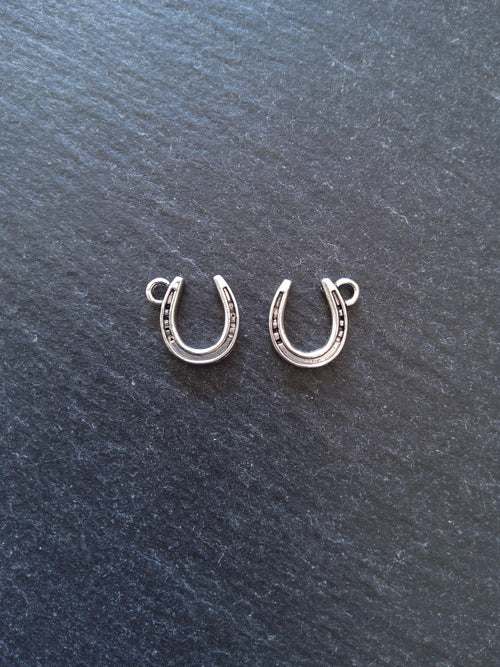 20 or 100 Lucky Horseshoe Antique Silver Alloy 13x12x2mm