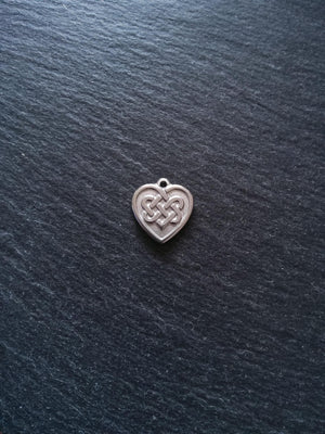 2 or 10 Celtic Knot Stainless Steel Heart Charms 19x18x2.5mm