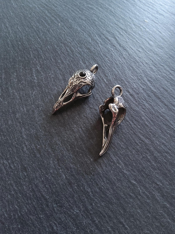 Surgical Steel Norse Raven Skull Pendant With Black Glass Cabochon 44x19x16mm