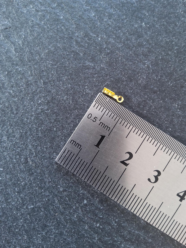 60 or 300 Gold Plated Brass Folding Crimp Ends 7.5x2.5mm For 1mm Cord. Hole: 1mm