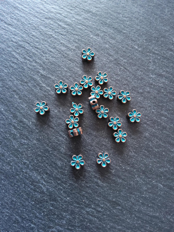 20 or 100 Flower Beads Antique Copper with Blue Patina 7x6.5x3.3mm Hole: 1.2mm